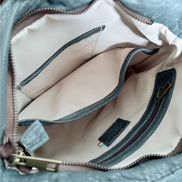 Maxon Collection Forest Green Textured Handbag. New with Tags. - Picture 10 of 15